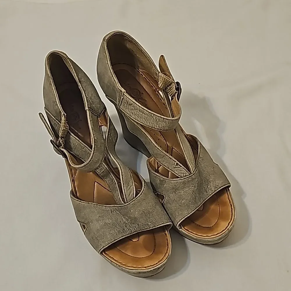 BORN‎ CROWN vintage shoes Wedges size 8